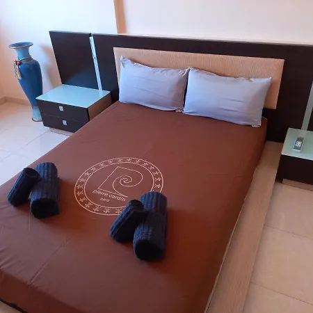 Nancy Tenerife Sur فيلة غراناديا دي أبونا