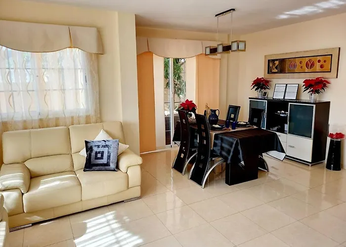 Nancy Tenerife Sur * Granadilla De Abona